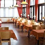 Milton Otel