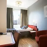 Hotel Milton