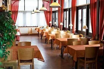 Milton Hotel